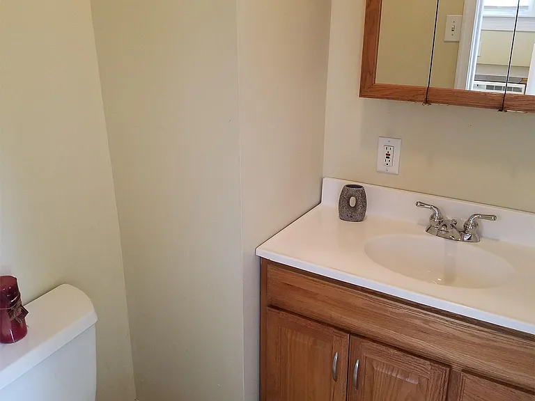 420 Ash St — Photo 20