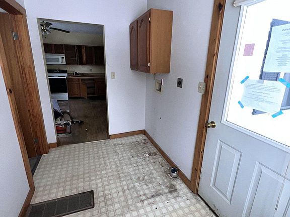 3rd image of 5151 Hutton Rd
