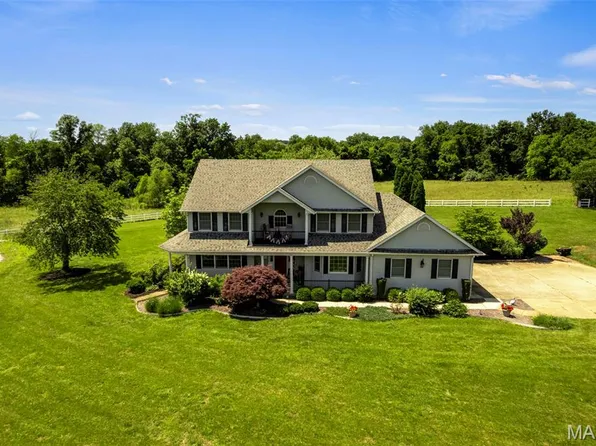 4765 Quail Run Rd, Farmington, MO 63640