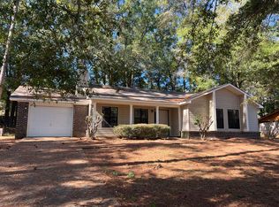 303 Ridgeway Dr, Enterprise, AL 36330