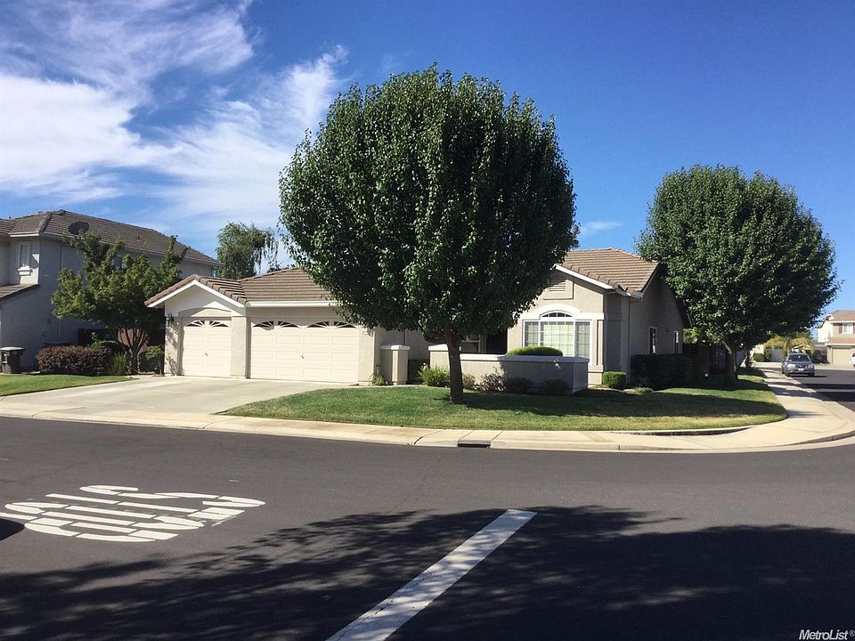 1st image of 1854 Winding River Ct