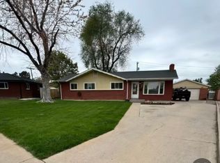 1627 Lynwood Ln, Pueblo, CO 81005