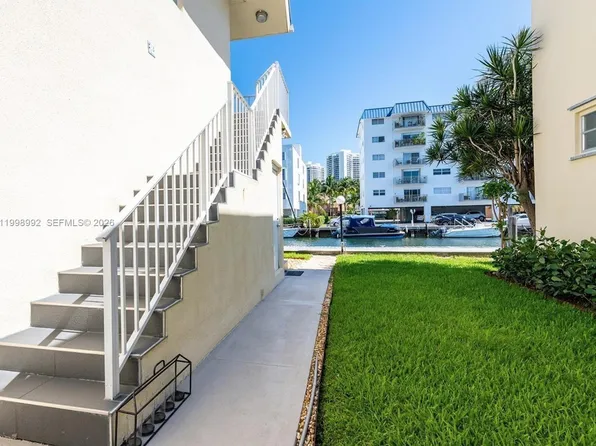 3721 NE 170th St APT 4, North Miami Beach, FL 33160