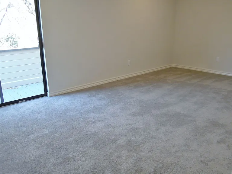 4715 Lafayette Ave — Photo 31