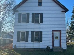 58 Railroad St, Clinton, ME 04927