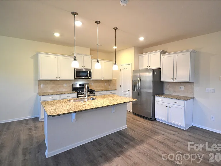 12854 Robert Walker Dr — Photo 8