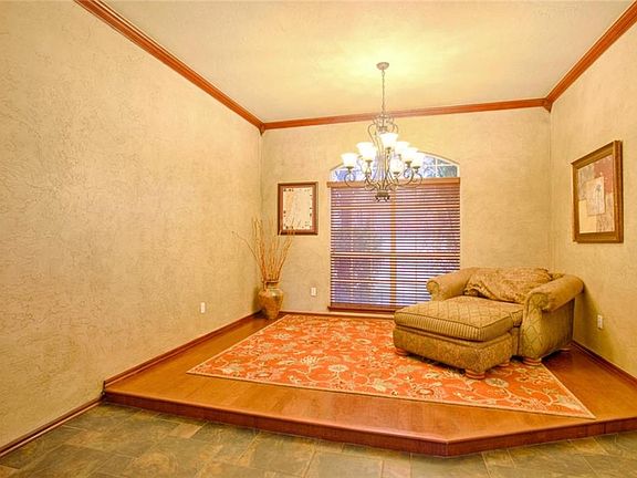 5th image of 5808 Hickory Bend Cir