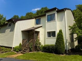 18 Kennedy Ct, Middletown, NJ 07748