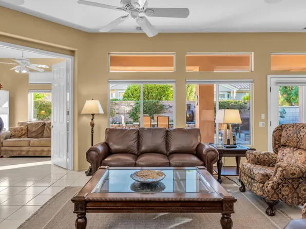 38608 Bent Palm Dr, Palm Desert, CA 92211