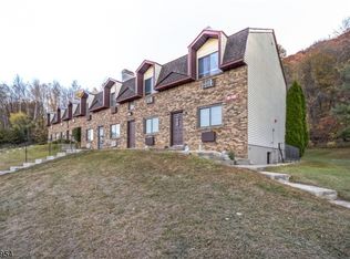 9 Great Gorge Ter, Vernon, NJ 07462