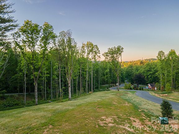 4th image of 425 Irvine Dr