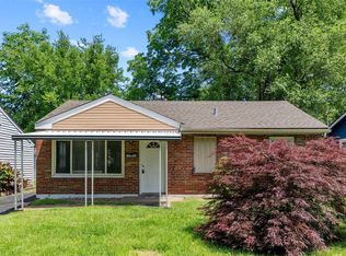 11031 Saint Ambrose Ln, Saint Ann, MO 63074