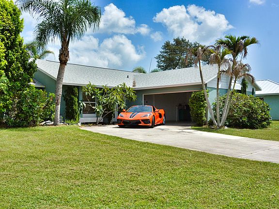2nd image of 2198 SE Dolphin Road