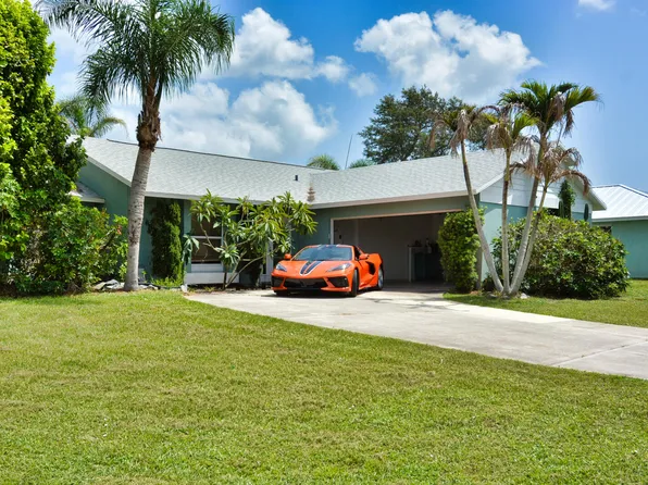 2198 SE Dolphin Road, Port St Lucie, FL 34952
