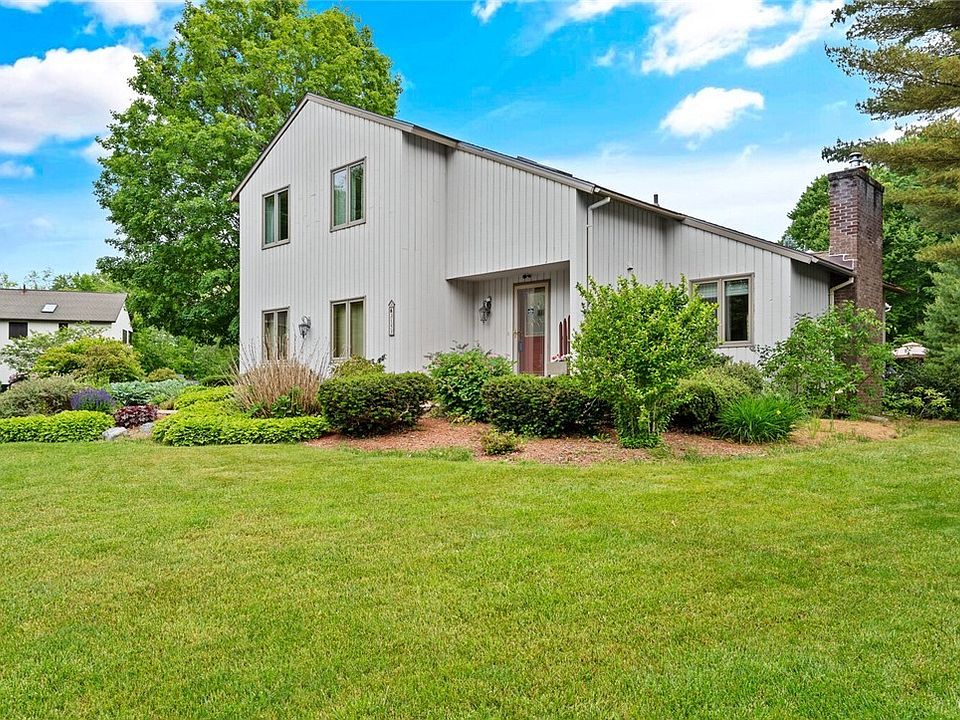 1st image of 3153 Hidden Lake Dr