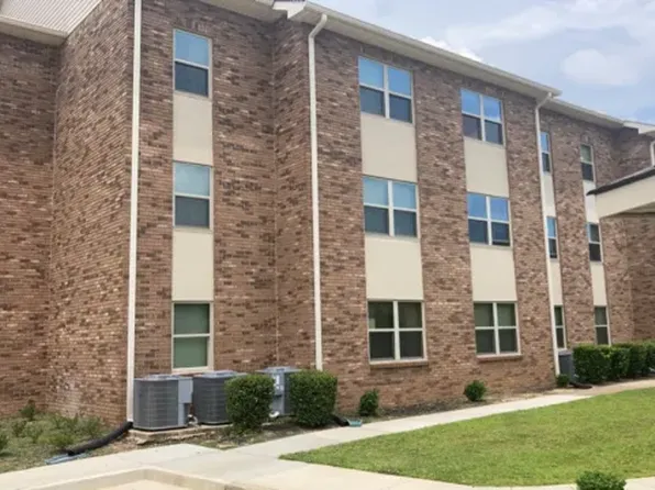 Mayfair Manor Apartments