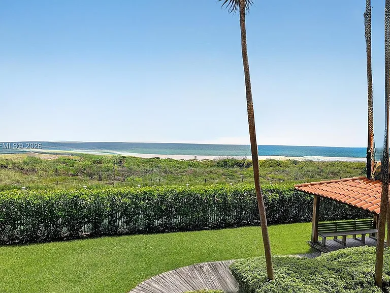 5757 Collins Ave #702 — Photo 47