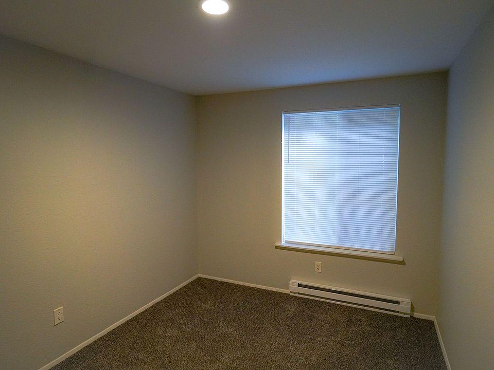 Twin Crest Apartments 10545 SE 238th St Kent WA Zillow