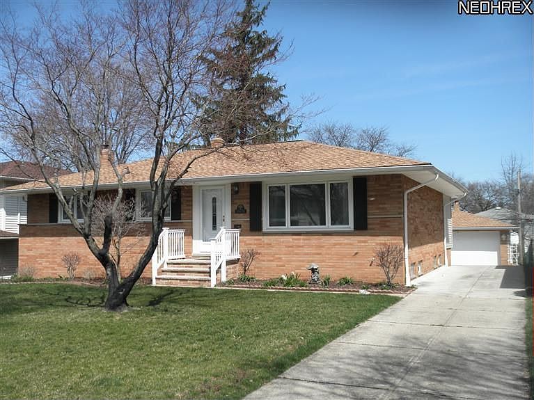 1st image of 21458 Nottingham Dr