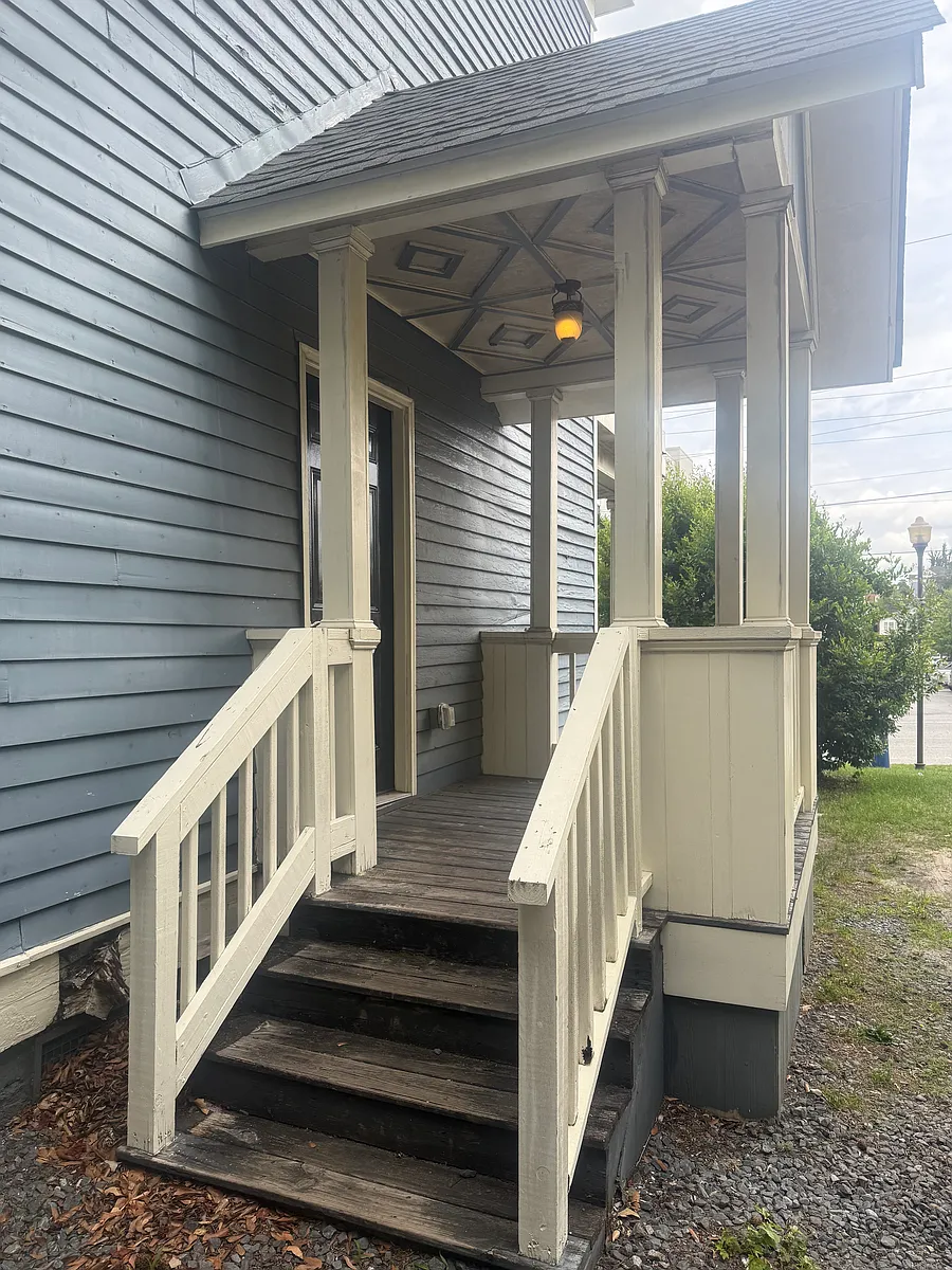 Building Photo - 1288 Hardeman Ave #2