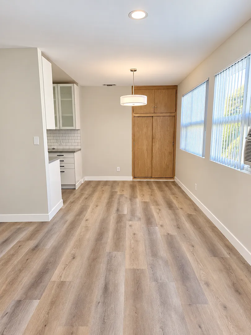 8532 Saturn Street — Photo 4