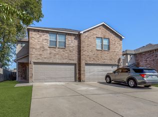 602 E College St, Princeton, TX 75407