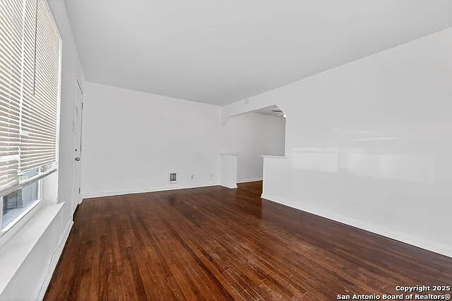 118 Compton Ave #1 — Photo 7