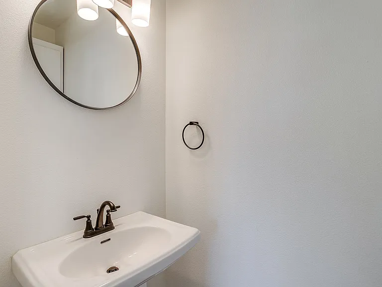 2320 Benbrook Blvd — Photo 33