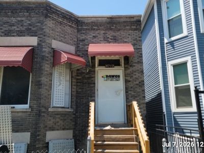 6712 S Eberhart Ave, Chicago, IL, 60637