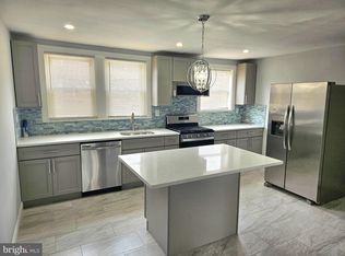 6545 Guyer Ave, Philadelphia, PA 19142
