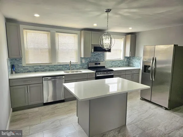 6545 Guyer Ave, Philadelphia, PA 19142