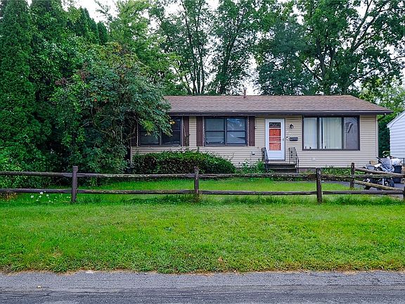 2nd image of 324 Manchester Rd