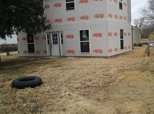 139 S Colorado Ave, Burrton, KS 67020