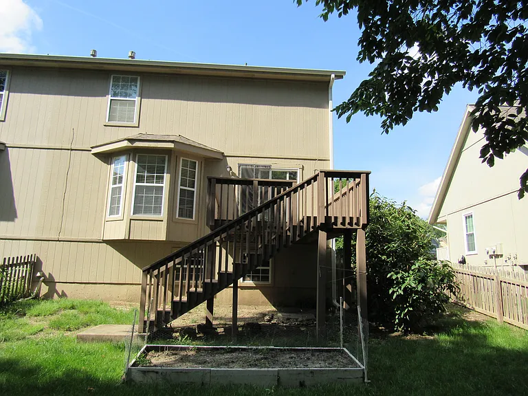 15146 Glenwood Ave #15146 — Photo 24