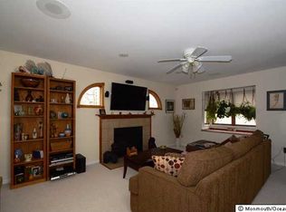 530 Ocean Blvd, Leonardo, NJ 07737