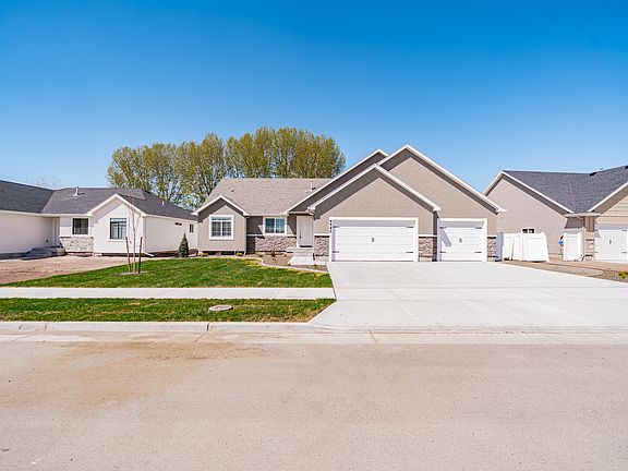 2nd image of 4542 Greystone Ln