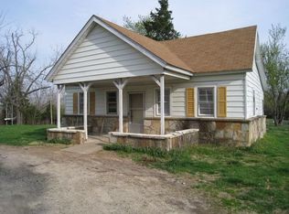 18 Valley Heart Dr, Hardy, AR 72542