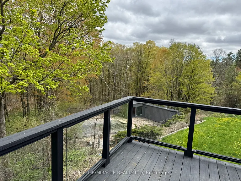 17 Keily Cres — Photo 5