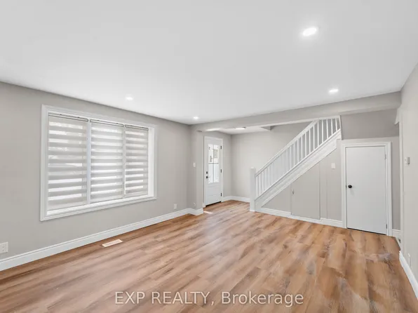 81 Saint Charles St Unit A, Belleville, ON K8P 2W5