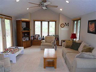 4th image of 11454 Woodview Ct
