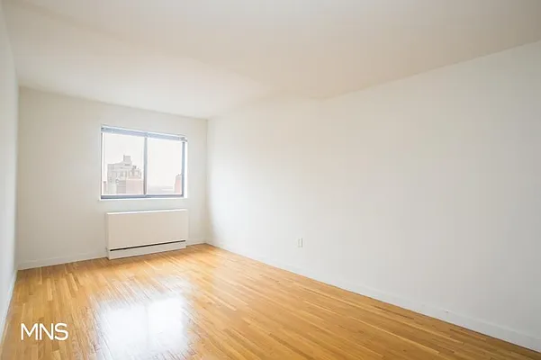 Rented by MNS Marketing | media 12