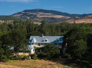 1800 S Obenchain Rd, Eagle Point, OR 97524