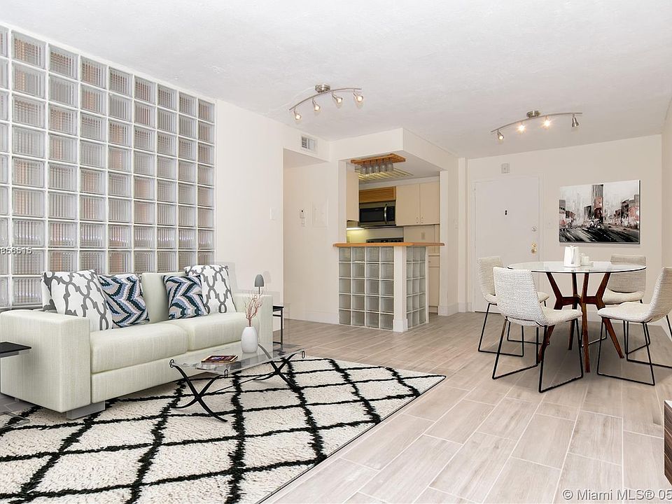 1st image of 3304 Virginia St 5-b #5-B