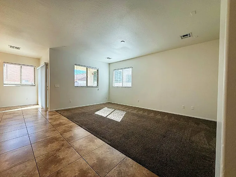 7255 W Palmaire Ave — Photo 5