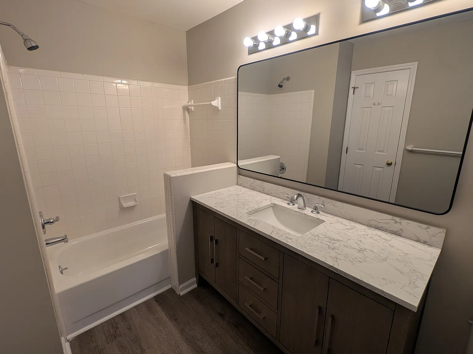 3 bed, 1450 sqft, $2,000 — Photo 2