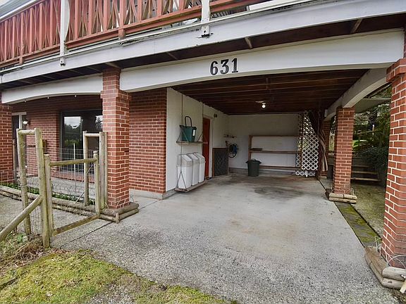 2nd image of 631 Wyngaert Rd