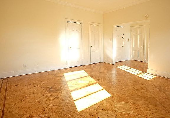 2nd image of 120 Pierrepont St APT 4R