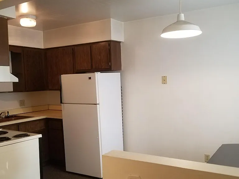 1360 Paul Ct — Photo 12