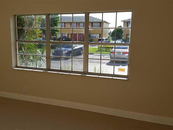 4th image of 1834 SW 81st Lane #2