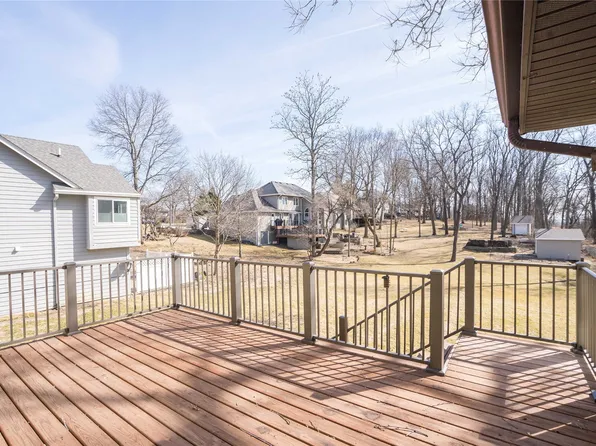 7226 NW 85th Pl, Johnston, IA 50131